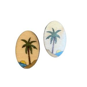 Vintage Kishwood Palm Tree Woodlike Clip-on Earrings Sycamore IL Summer Beach